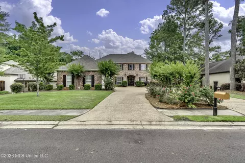 Exterior - 401 Kingsbridge Rd, Madison, MS 39110 photo 16 of 19