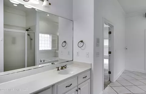 Bath - 401 Kingsbridge Rd, Madison, MS 39110 photo 6 of 12