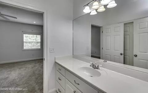 Bath - 401 Kingsbridge Rd, Madison, MS 39110 photo 10 of 12
