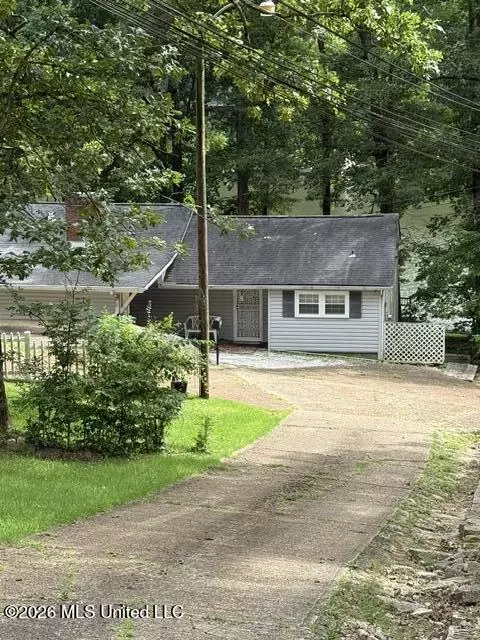 908 Lakeview Dr, Ashland, MS 38603