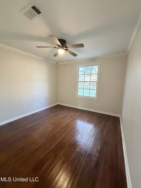 Bedroom - 3 Maplewood Ln, Natchez, MS 39120 photo 2 of 3