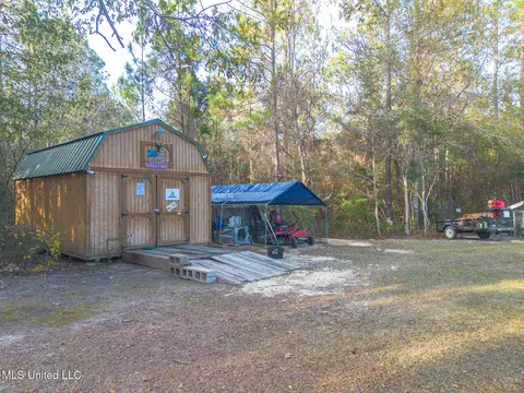 24324 Mchenry Rd, Saucier, MS 39574 photo 5