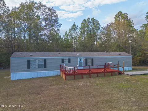 24324 Mchenry Rd, Saucier, MS 39574