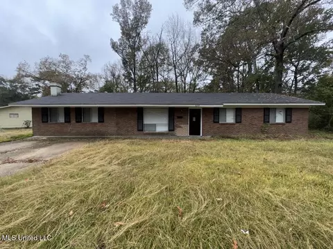 3257 Woodview Dr, Jackson, MS 39212