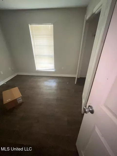 946 N Valley Falls Rd, Jackson, MS 39212 photo 7
