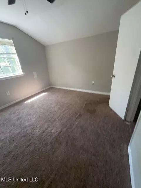 Bedroom - 103 Forest Point Dr, Brandon, MS 39047 photo 2 of 3