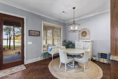 Dining - 101 Lake Shore Cv, Madison, MS 39110 photo 1 of 3