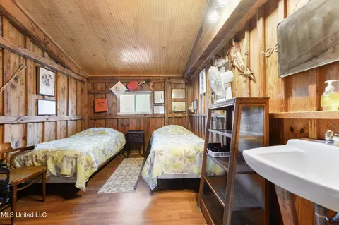 Bedroom - 9277 Riverlodge Dr, Moss Point, MS 39562 photo 4 of 4