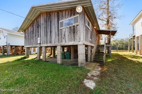 Exterior - 9277 Riverlodge Dr, Moss Point, MS 39562 photo 2 of 3