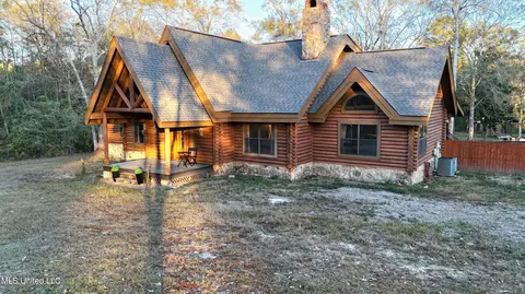 Exterior - 17542 Jones Ln, Saucier, MS 39574 photo 2 of 9