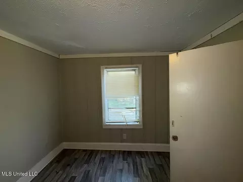 433 E Ridgeway St, Jackson, MS 39206 photo 5