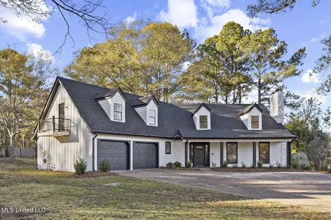 210 Haddon Cir, Brandon, MS 39047