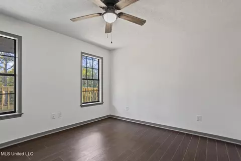 Bedroom - 210 Haddon Cir, Brandon, MS 39047 photo 2 of 2