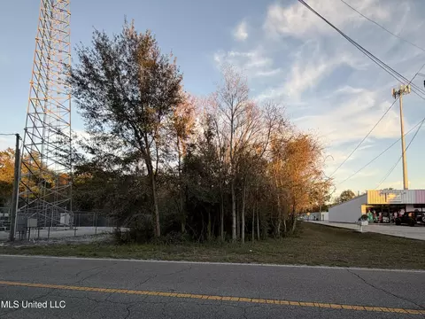 Beatline Road, Long Beach, MS 39560
