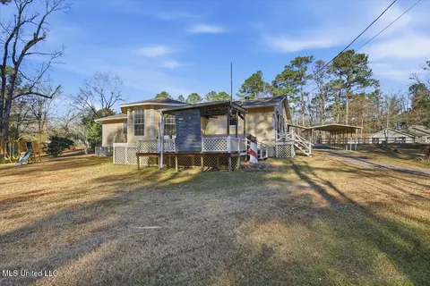 Exterior - 501 Pine Ridge Rd, Florence, MS 39073 photo 4 of 6