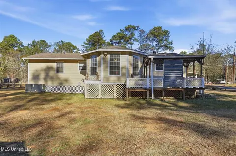 Exterior - 501 Pine Ridge Rd, Florence, MS 39073 photo 3 of 6