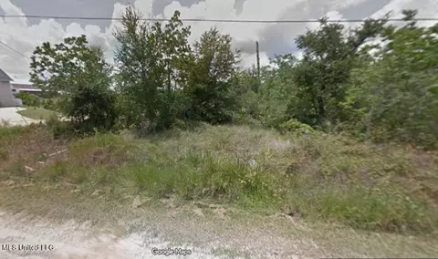 0 Crane St, Bay Saint Louis, MS 39520