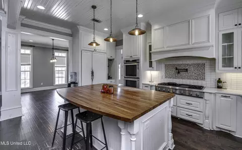 Kitchen - 4299 Tank Rd, Terry, MS 39170 photo 1 of 6