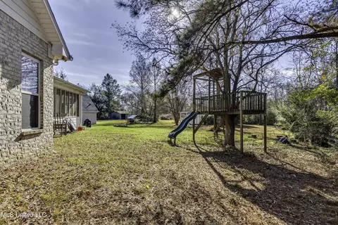 Exterior - 4299 Tank Rd, Terry, MS 39170 photo 6 of 13