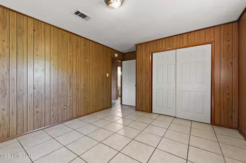 Bedroom - 3825 Jeffery Rd, Moss Point, MS 39562 photo 3 of 4