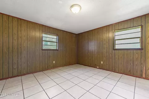 Bedroom - 3825 Jeffery Rd, Moss Point, MS 39562 photo 1 of 4