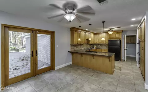 Kitchen - 126 Plum Tree Rd, Brandon, MS 39047 photo 1 of 9