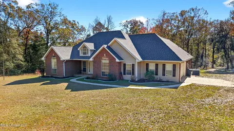 45 Weldy Rd, Carriere, MS 39426