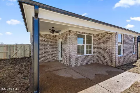 Exterior - 763 W Quitman Ct, Nesbit, MS 38651 photo 10 of 14