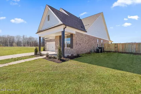 Exterior - 763 W Quitman Ct, Nesbit, MS 38651 photo 3 of 14