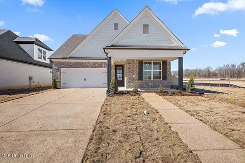 Exterior - 763 W Quitman Ct, Nesbit, MS 38651 photo 4 of 14