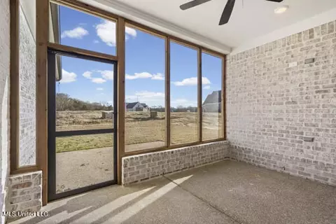 Exterior - 2984 Eden Ln, Nesbit, MS 38651 photo 2 of 5