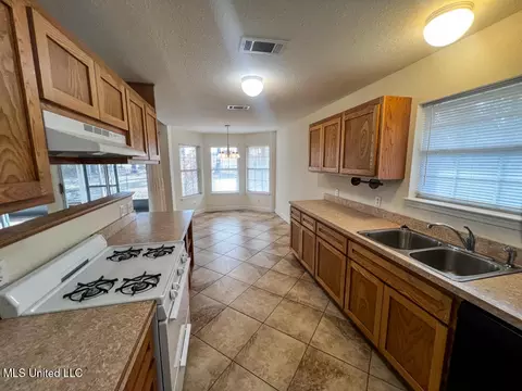 Kitchen - 197 Burgundy Dr, Lucedale, MS 39452 photo 2 of 5