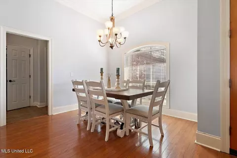 Dining - 707 Tortoise Rdg, Brandon, MS 39047 photo 1 of 1