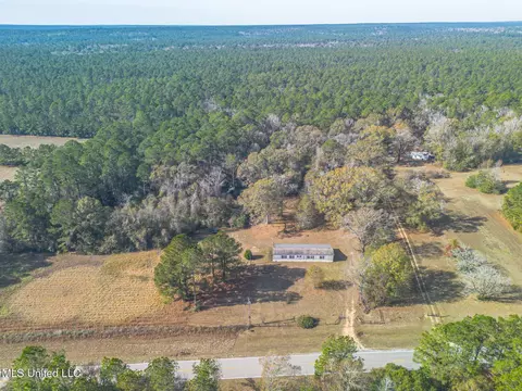 1914 Highway 29, Brooklyn, MS 39425