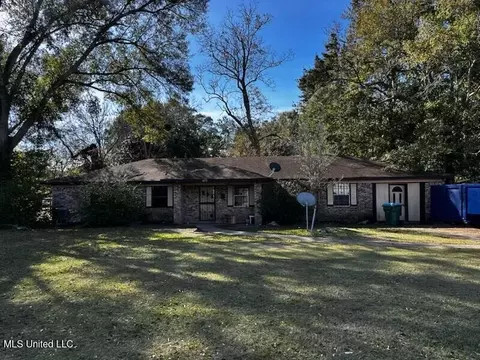 4230 Martin Luther King Blvd, Moss Point, MS 39563