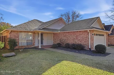 402 N Twin, Clinton, MS 39056