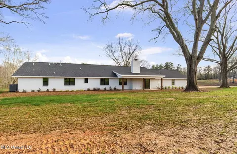 Other - 125 Barr Hill Dr # -B, Magee, MS 39111 photo 4 of 30