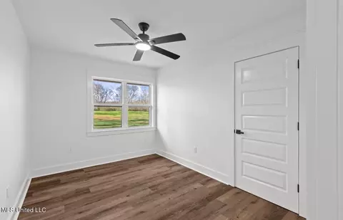 Bedroom - 125 Barr Hill Dr # -B, Magee, MS 39111 photo 6 of 9