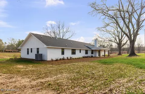 Other - 125 Barr Hill Dr # -B, Magee, MS 39111 photo 3 of 30