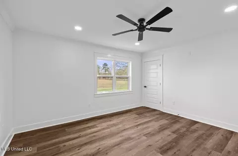 Bedroom - 125 Barr Hill Dr # -B, Magee, MS 39111 photo 5 of 9