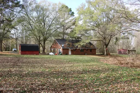 Exterior - 452 Bell Rd, Coldwater, MS 38618 photo 3 of 9