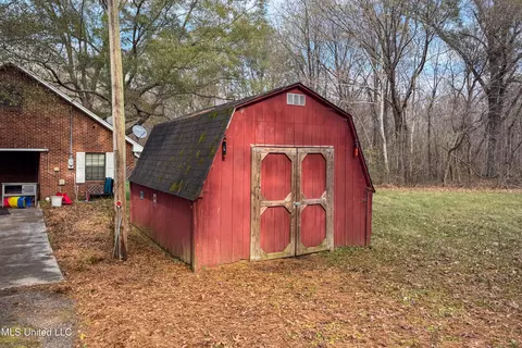 Exterior - 452 Bell Rd, Coldwater, MS 38618 photo 8 of 9