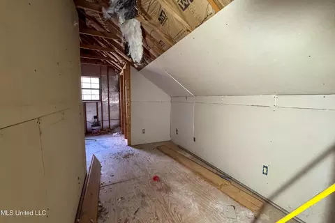 Entry Way - 452 Bell Rd, Coldwater, MS 38618 photo 3 of 3