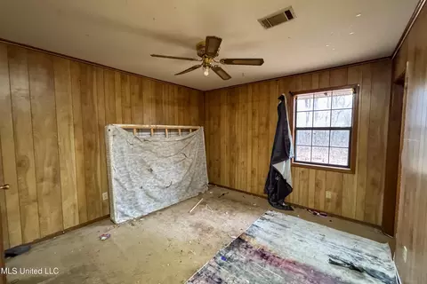 Bedroom - 452 Bell Rd, Coldwater, MS 38618 photo 2 of 6