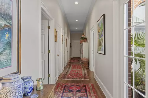 Entry Way - 450 Saint Andrews Dr, Jackson, MS 39211 photo 2 of 2