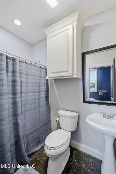 Bath - 116 Sky Meadow Rd, Flora, MS 39071 photo 7 of 7