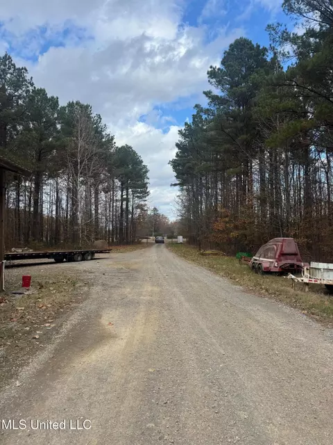 965 Yandell Rd, Canton, MS 39046 photo 3