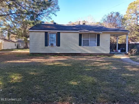 1204 Westwood Rd, Natchez, MS 39120