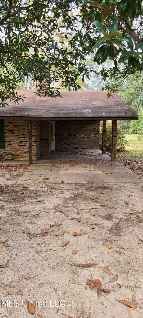 Exterior - 121 Rogers Smith Rd, Lucedale, MS 39452 photo 5 of 5