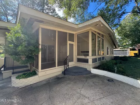 Exterior - 4624 Katherine Blvd, Jackson, MS 39211 photo 9 of 11